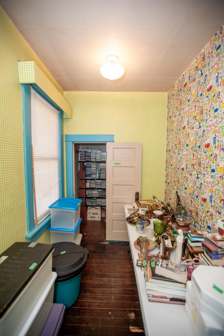 2117 W 13th Street Grand Island, Nebraska 68803, 6 Bedrooms Bedrooms, ,3 BathroomsBathrooms,Residential,For Sale,2117 W 13th Street,20260320