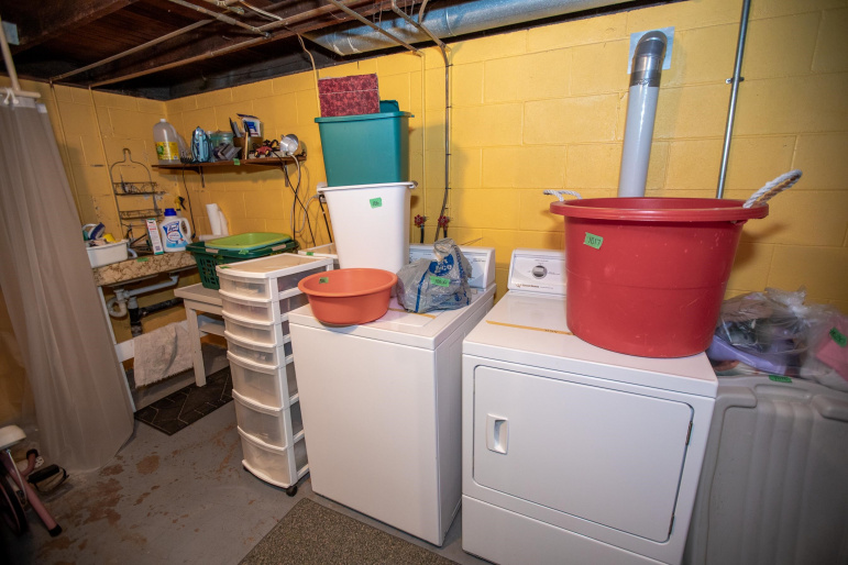 2117 W 13th Street Grand Island, Nebraska 68803, 6 Bedrooms Bedrooms, ,3 BathroomsBathrooms,Residential,For Sale,2117 W 13th Street,20260320