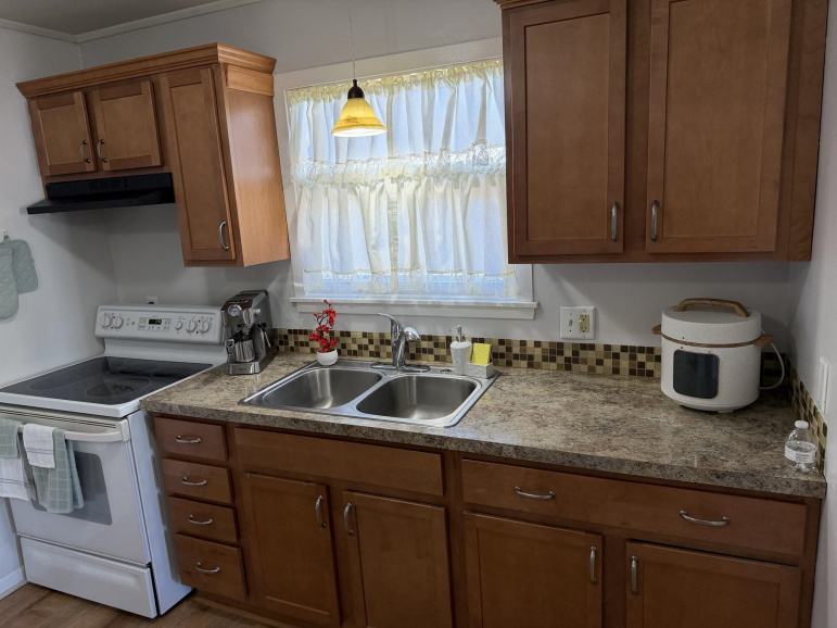 2601 W 7th Street Hastings, Nebraska 68901, 2 Bedrooms Bedrooms, ,1 BathroomBathrooms,Residential,For Sale,2601 W 7th Street,20260328