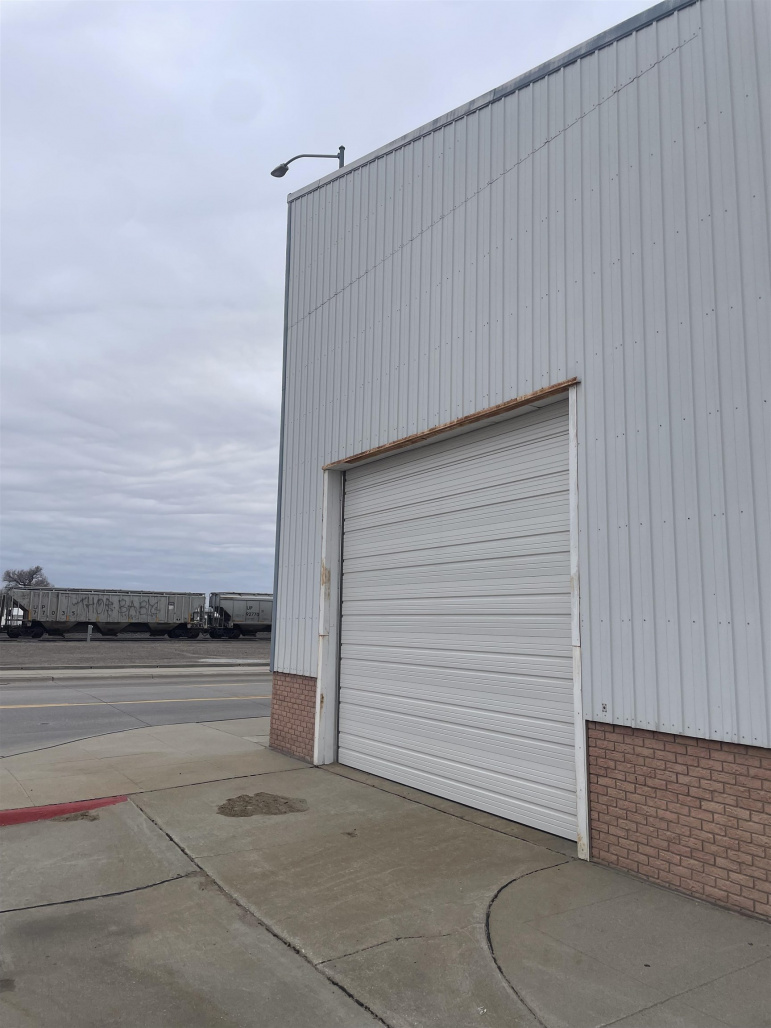 520 8th Street Gothenburg, Nebraska 69138-0000, ,Commercial/industrial,For Sale,520 8th Street,20260335