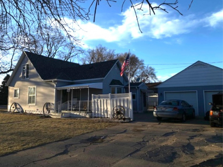 748 L Avenue Loup City, Nebraska 68853, 3 Bedrooms Bedrooms, ,1 BathroomBathrooms,Residential,For Sale,748 L Avenue,20260343