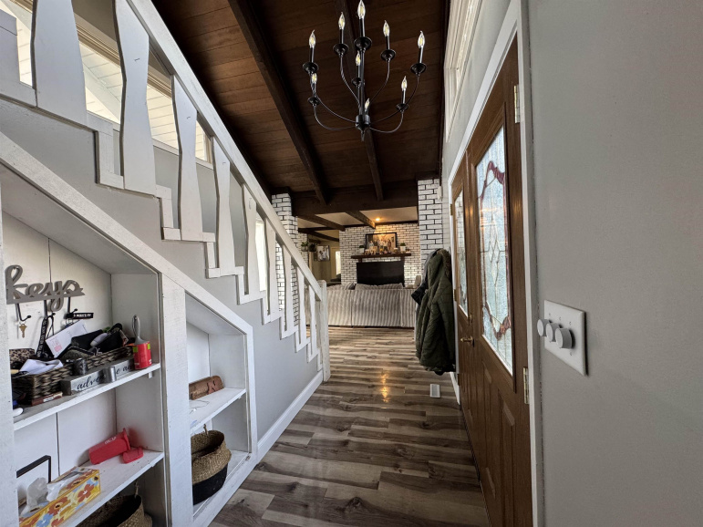 707 Shoreside Cove Hastings, Nebraska 68901, 4 Bedrooms Bedrooms, ,3 BathroomsBathrooms,Residential,For Sale,707 Shoreside Cove,20260338