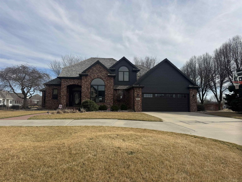 6000 Mallard Way Hastings, Nebraska 68901, 5 Bedrooms Bedrooms, ,4 BathroomsBathrooms,Residential,For Sale,6000 Mallard Way,20260346