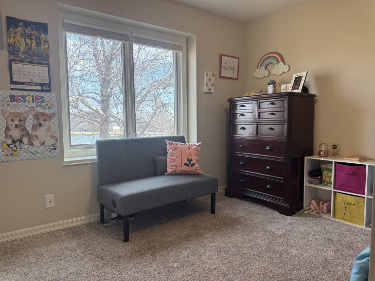 6000 Mallard Way Hastings, Nebraska 68901, 5 Bedrooms Bedrooms, ,4 BathroomsBathrooms,Residential,For Sale,6000 Mallard Way,20260346