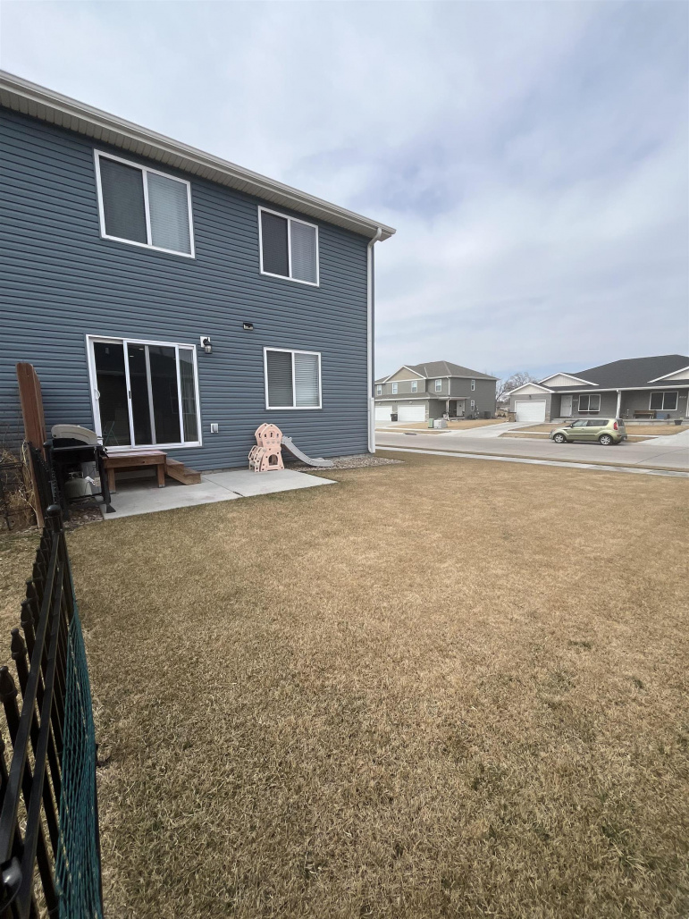 1845 Peach Street Grand Island, Nebraska 68801, 4 Bedrooms Bedrooms, ,3 BathroomsBathrooms,Residential,For Sale,1845 Peach Street,20260352