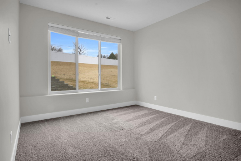 4504 15th Avenue Place Kearney, Nebraska 68845, 6 Bedrooms Bedrooms, ,4 BathroomsBathrooms,Residential,For Sale,4504 15th Avenue Place,20260363