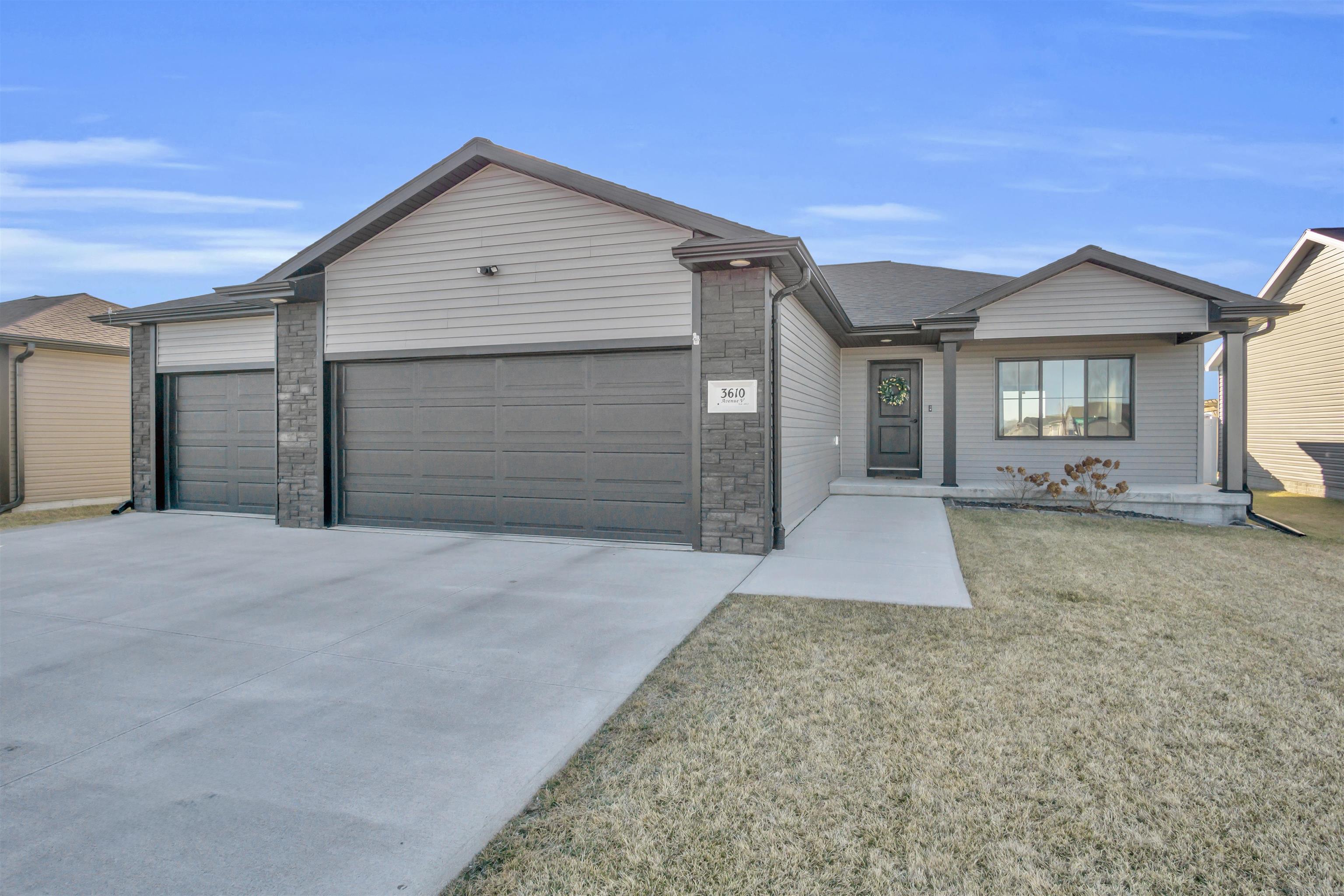 3610 V Avenue Kearney, Nebraska 68847, 5 Bedrooms Bedrooms, ,3 BathroomsBathrooms,Residential,For Sale,3610 V Avenue,20260361