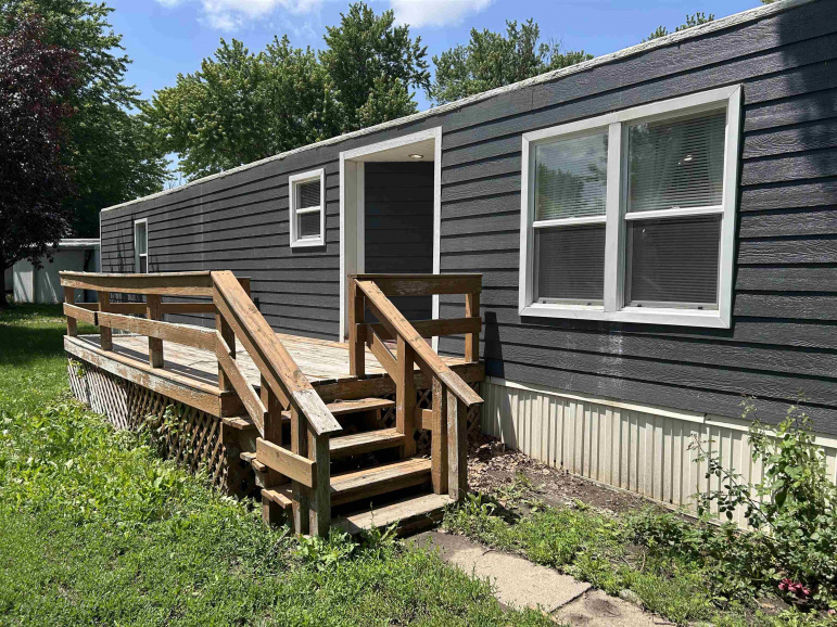 12 Avalon Lane Hastings, Nebraska 68901, 3 Bedrooms Bedrooms, ,2 BathroomsBathrooms,Residential,For Sale,12 Avalon Lane,20250696