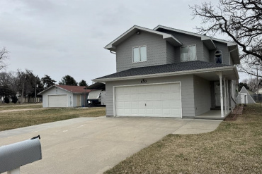 630 N Cherry Street Red Cloud, Nebraska 68970, 3 Bedrooms Bedrooms, ,3 BathroomsBathrooms,Residential,For Sale,630 N Cherry Street,20260370