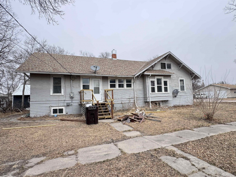 601 A Street Overton, Nebraska 68863, 3 Bedrooms Bedrooms, ,2 BathroomsBathrooms,Residential,For Sale,601 A Street,20260371