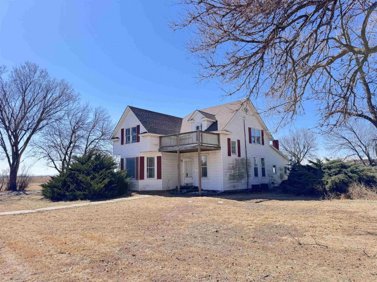 75999 Hwy 21 Lexington, Nebraska 68937, 4 Bedrooms Bedrooms, ,2 BathroomsBathrooms,Residential,For Sale,75999 Hwy 21,20260374