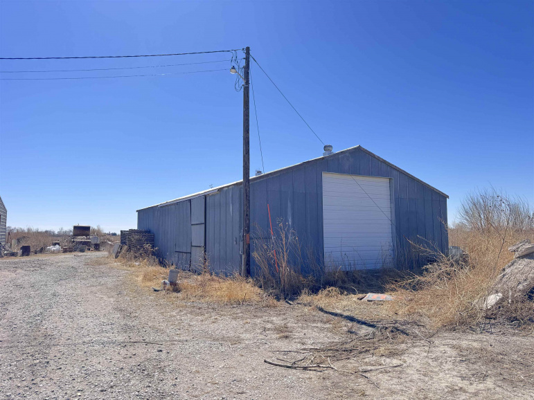 75999 Hwy 21 Lexington, Nebraska 68937, 4 Bedrooms Bedrooms, ,2 BathroomsBathrooms,Residential,For Sale,75999 Hwy 21,20260374