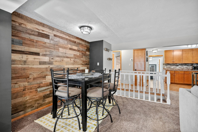 95 Lakeview Acres Dr Johnson Lake, Nebraska 68937, 4 Bedrooms Bedrooms, ,2 BathroomsBathrooms,Residential,For Sale,95 Lakeview Acres Dr,20260389