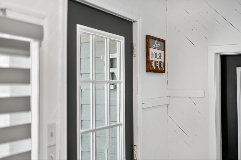 95 Lakeview Acres Dr Johnson Lake, Nebraska 68937, 4 Bedrooms Bedrooms, ,2 BathroomsBathrooms,Residential,For Sale,95 Lakeview Acres Dr,20260389