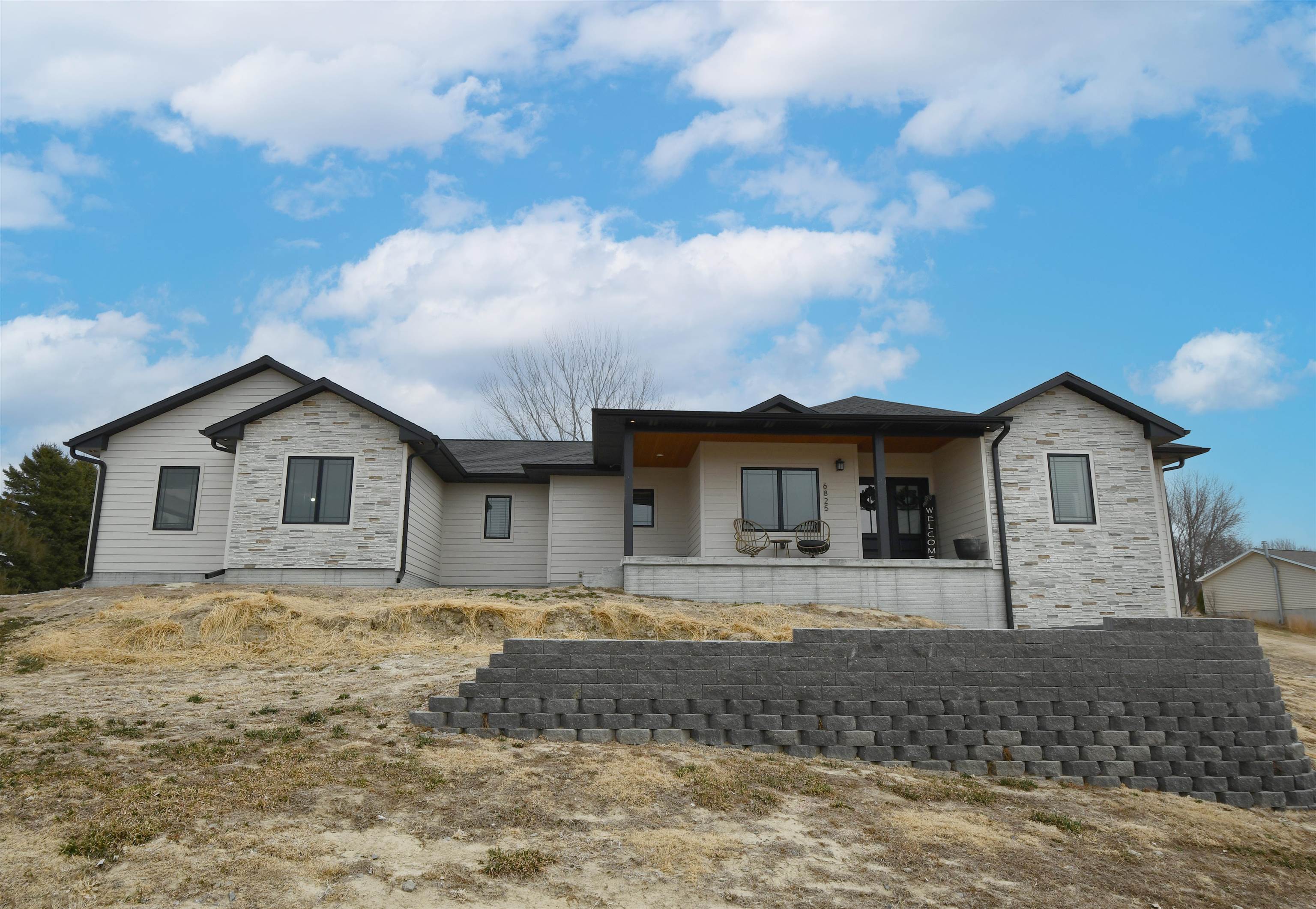 6825 58th Avenue Kearney, Nebraska 68845, 6 Bedrooms Bedrooms, ,4 BathroomsBathrooms,Residential,For Sale,6825 58th Avenue,20260399