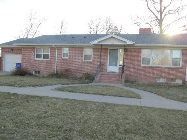 1603 Lake Avenue Gothenburg, Nebraska 69138, 5 Bedrooms Bedrooms, ,3 BathroomsBathrooms,Residential,For Sale,1603 Lake Avenue,20260398