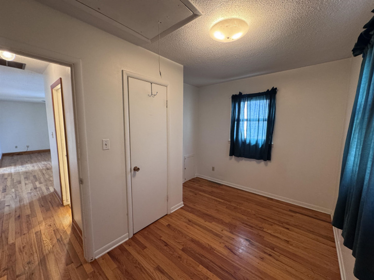 616 W 10th Street Cozad, Nebraska 69130, 3 Bedrooms Bedrooms, ,2 BathroomsBathrooms,Residential,For Sale,616 W 10th Street,20260408