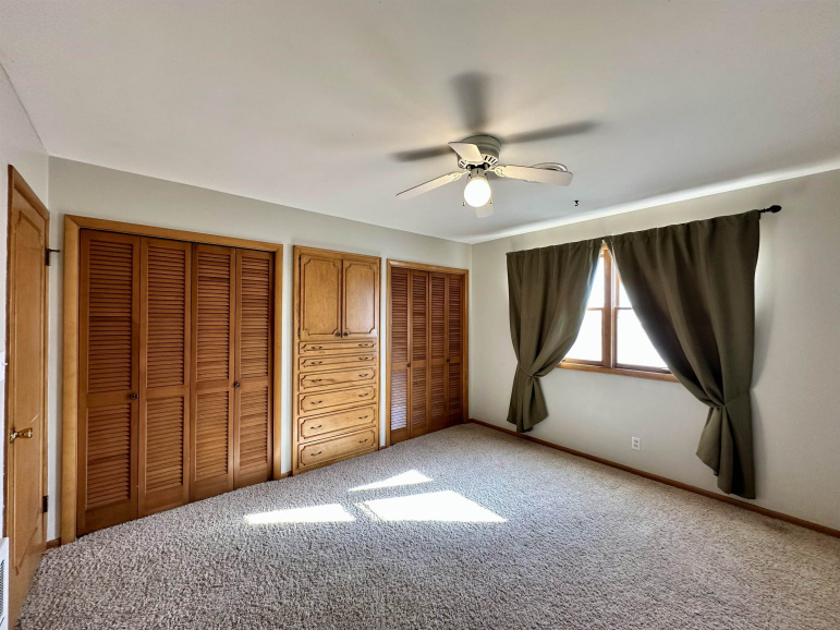 314 Central Avenue Kearney, Nebraska 68847, 4 Bedrooms Bedrooms, ,3 BathroomsBathrooms,Residential,For Sale,314 Central Avenue,20260416