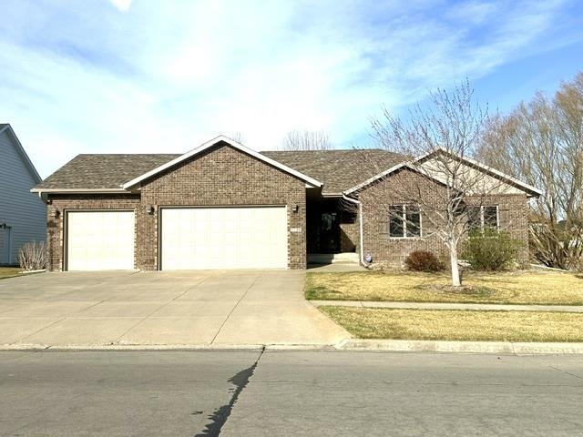 5126 E Avenue Kearney, Nebraska 68847, 5 Bedrooms Bedrooms, ,3 BathroomsBathrooms,Residential,For Sale,5126 E Avenue,20260420