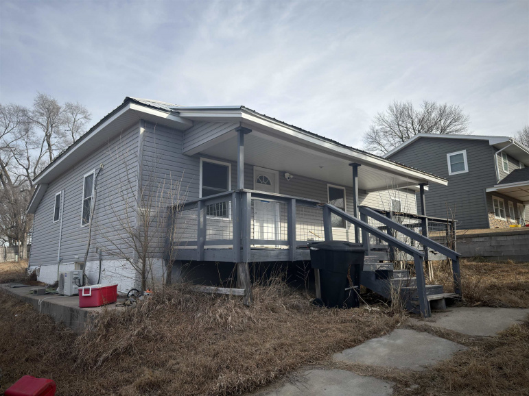 412 Hale Street Ansley, Nebraska 68814, 3 Bedrooms Bedrooms, ,1 BathroomBathrooms,Residential,For Sale,412 Hale Street,20260428
