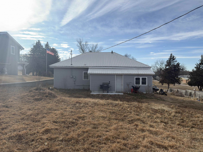412 Hale Street Ansley, Nebraska 68814, 3 Bedrooms Bedrooms, ,1 BathroomBathrooms,Residential,For Sale,412 Hale Street,20260428