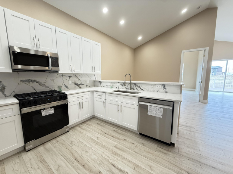 3109 W Laux Drive Hastings, Nebraska 68901, 5 Bedrooms Bedrooms, ,3 BathroomsBathrooms,Residential,For Sale,3109 W Laux Drive,20260429