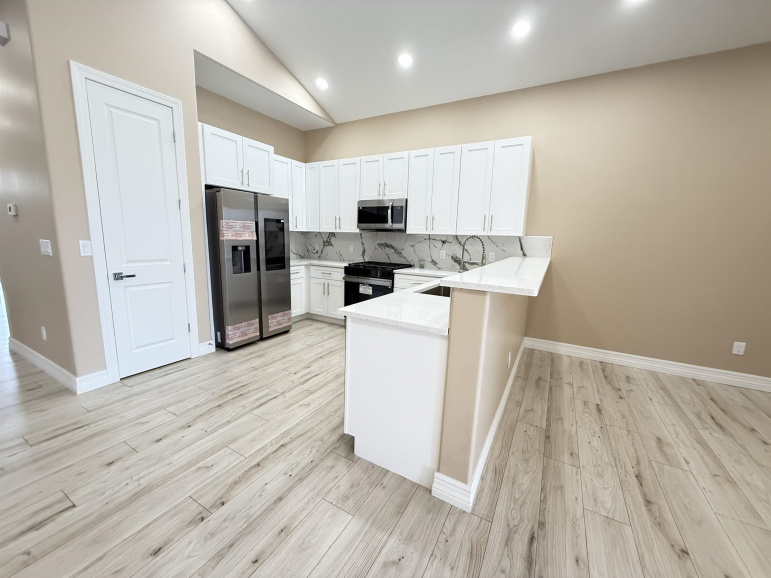 3109 W Laux Drive Hastings, Nebraska 68901, 5 Bedrooms Bedrooms, ,3 BathroomsBathrooms,Residential,For Sale,3109 W Laux Drive,20260429