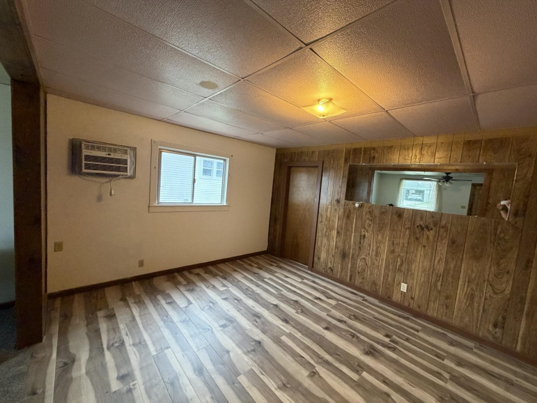 1922 W 4th Street Hastings, Nebraska 68901, 2 Bedrooms Bedrooms, ,1 BathroomBathrooms,Residential,For Sale,1922 W 4th Street,20260442