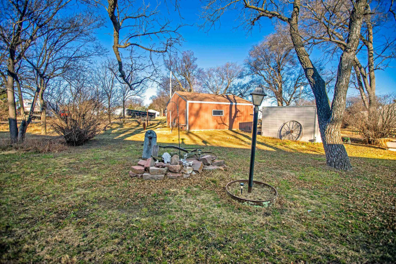 102 W Alonzo Street Wilcox, Nebraska 68982, 3 Bedrooms Bedrooms, ,2 BathroomsBathrooms,Residential,For Sale,102 W Alonzo Street,20260445