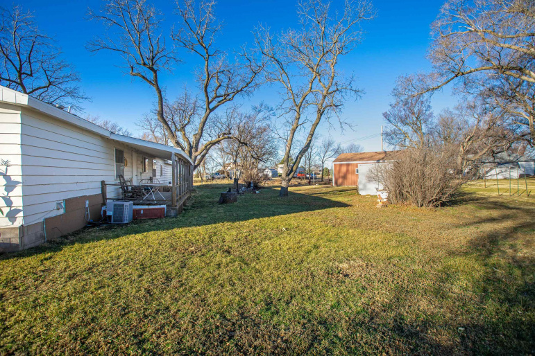 102 W Alonzo Street Wilcox, Nebraska 68982, 3 Bedrooms Bedrooms, ,2 BathroomsBathrooms,Residential,For Sale,102 W Alonzo Street,20260445