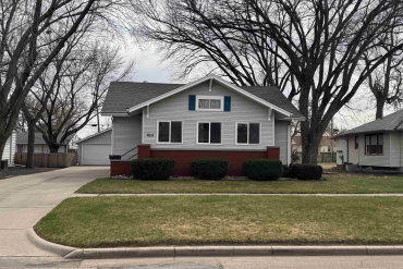 1729 W 4th Street Hastings, Nebraska 68901, 3 Bedrooms Bedrooms, ,2 BathroomsBathrooms,Residential,For Sale,1729 W 4th Street,20260450