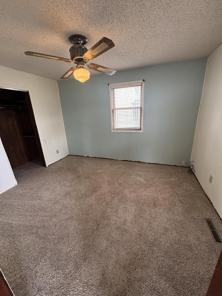 117 E 6th Street Hastings, Nebraska 68901-2944, 5 Bedrooms Bedrooms, ,1 BathroomBathrooms,Residential,For Sale,117 E 6th Street,20260463