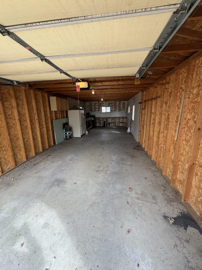 117 E 6th Street Hastings, Nebraska 68901-2944, 5 Bedrooms Bedrooms, ,1 BathroomBathrooms,Residential,For Sale,117 E 6th Street,20260463