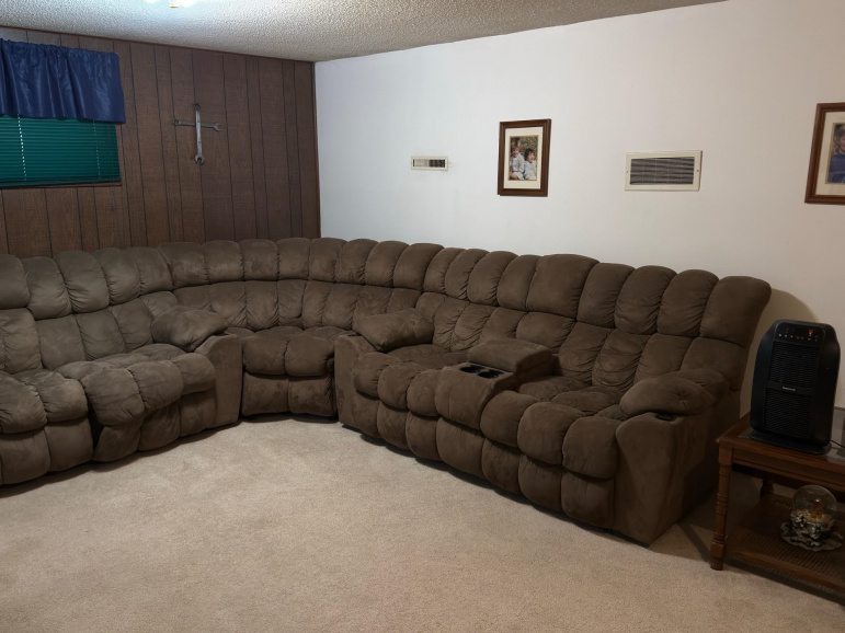 924 Brentwood Avenue Hastings, Nebraska 68901, 3 Bedrooms Bedrooms, ,2 BathroomsBathrooms,Residential,For Sale,924 Brentwood Avenue,20260476