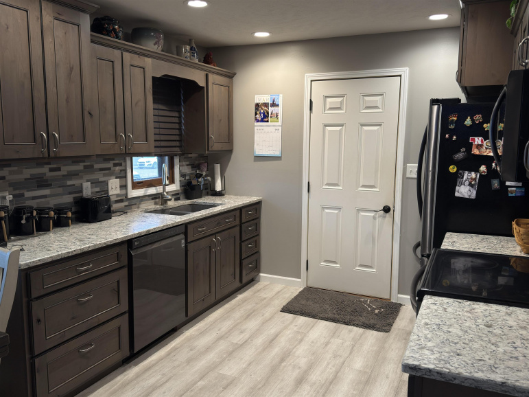 924 Brentwood Avenue Hastings, Nebraska 68901, 3 Bedrooms Bedrooms, ,2 BathroomsBathrooms,Residential,For Sale,924 Brentwood Avenue,20260476