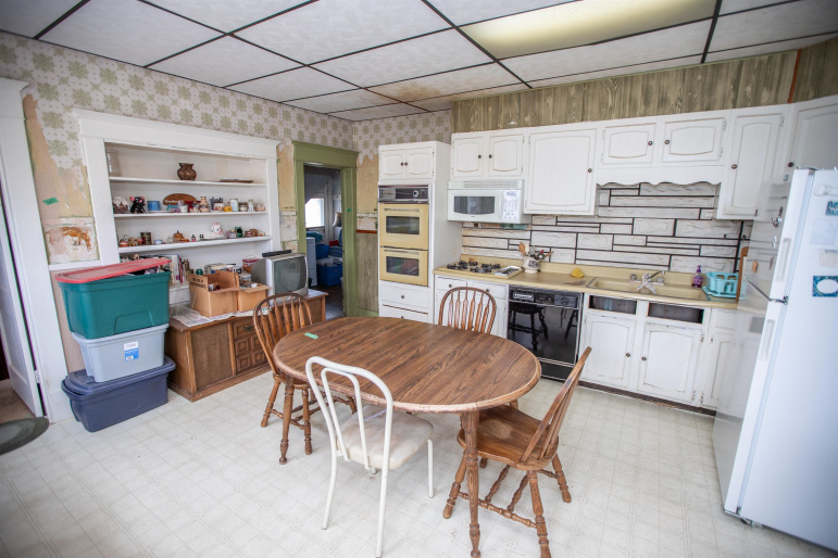 141 S Minden Avenue Minden, Nebraska 68959, 6 Bedrooms Bedrooms, ,2 BathroomsBathrooms,Residential,For Sale,141 S Minden Avenue,20260475