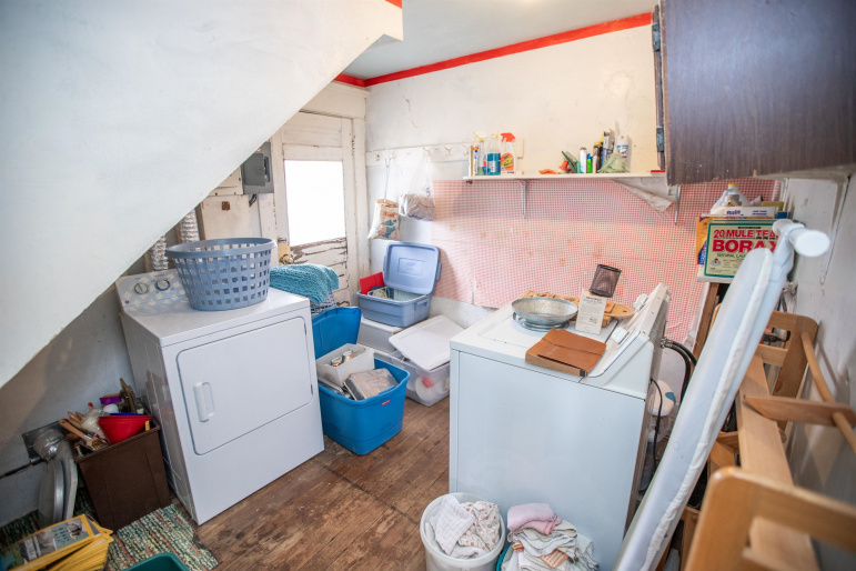 141 S Minden Avenue Minden, Nebraska 68959, 6 Bedrooms Bedrooms, ,2 BathroomsBathrooms,Residential,For Sale,141 S Minden Avenue,20260475