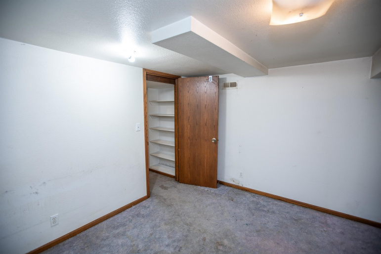 831 N Briggs Avenue Hastings, Nebraska 68901, 3 Bedrooms Bedrooms, ,2 BathroomsBathrooms,Residential,For Sale,831 N Briggs Avenue,20260474