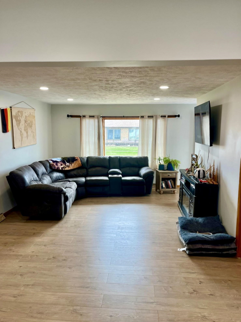 241 E 1st Street Lawrence, Nebraska 68957, 4 Bedrooms Bedrooms, ,2 BathroomsBathrooms,Residential,For Sale,241 E 1st Street,20260471