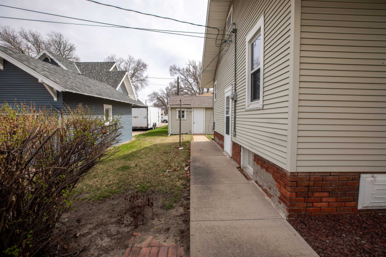 1208 W 6th Street Hastings, Nebraska 68901, 2 Bedrooms Bedrooms, ,1 BathroomBathrooms,Residential,For Sale,1208 W 6th Street,20260479