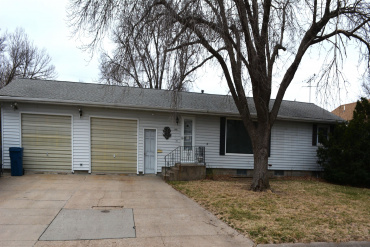 1416 6th Avenue Kearney, Nebraska 68845, 2 Bedrooms Bedrooms, ,2 BathroomsBathrooms,Residential,For Sale,1416 6th Avenue,20260489