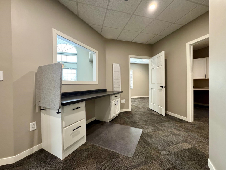 5308 Parklane Drive Suite 5 Kearney, Nebraska 68847-8629, ,Commercial/industrial,For Rent,5308 Parklane Drive Suite 5,20260494