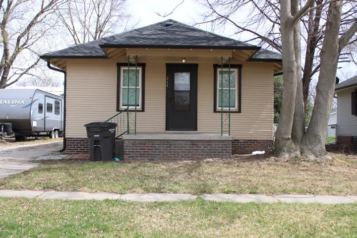 211 S California Avenue Hastings, Nebraska 68901, 2 Bedrooms Bedrooms, ,1 BathroomBathrooms,Residential,For Sale,211 S California Avenue,20260504