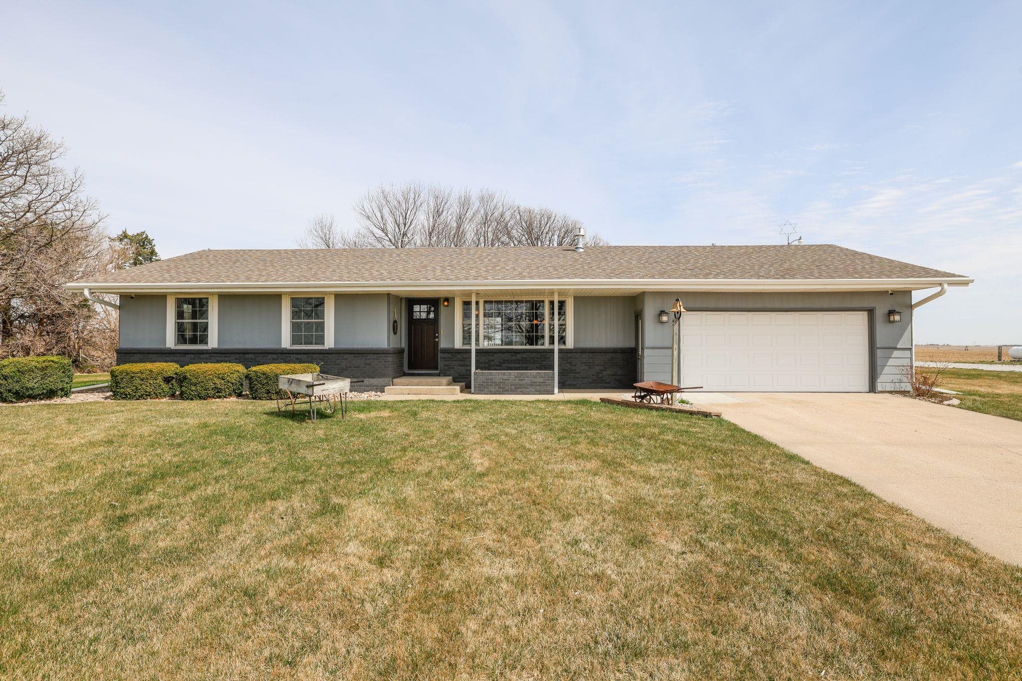 31660 P Road Harvard, Nebraska 68944, 3 Bedrooms Bedrooms, ,3 BathroomsBathrooms,Residential,For Sale,31660 P Road,20260502