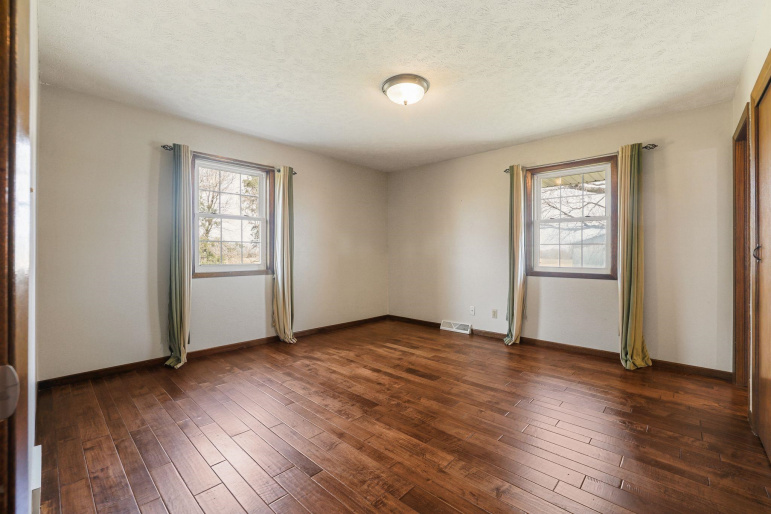 31660 P Road Harvard, Nebraska 68944, 3 Bedrooms Bedrooms, ,3 BathroomsBathrooms,Residential,For Sale,31660 P Road,20260502