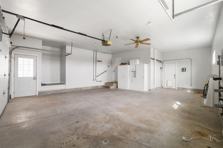 31660 P Road Harvard, Nebraska 68944, 3 Bedrooms Bedrooms, ,3 BathroomsBathrooms,Residential,For Sale,31660 P Road,20260502