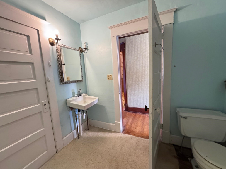 1311 N Washington Street Lexington, Nebraska 68850, 4 Bedrooms Bedrooms, ,3 BathroomsBathrooms,Residential,For Sale,1311 N Washington Street,20260508