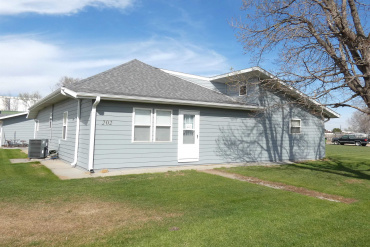 202 5th Street Gothenburg, Nebraska 69138, 3 Bedrooms Bedrooms, ,3 BathroomsBathrooms,Residential,For Sale,202 5th Street,20260505