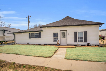 18 Garfield Street Gibbon, Nebraska 68840, 3 Bedrooms Bedrooms, ,1 BathroomBathrooms,Residential,For Sale,18 Garfield Street,20260523