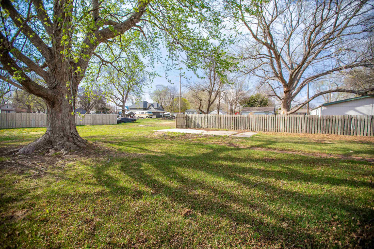 310 E 9th Street Juniata, Nebraska 68955, 3 Bedrooms Bedrooms, ,3 BathroomsBathrooms,Residential,For Sale,310 E 9th Street,20260537